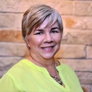 Meet your Posher, Cathy